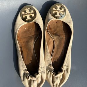 Tory Burch tan reva flats
